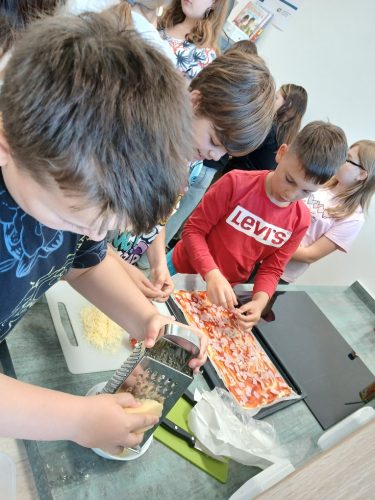 PC-4.-trida-Peceme-pizzu-4