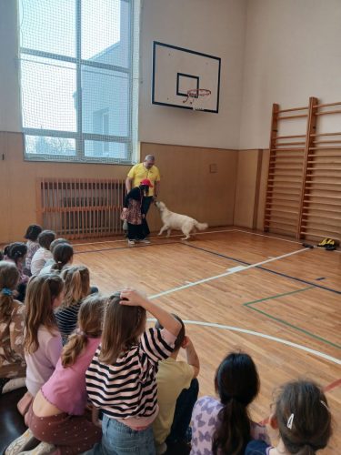 Canisterapie-1.-skupina-19