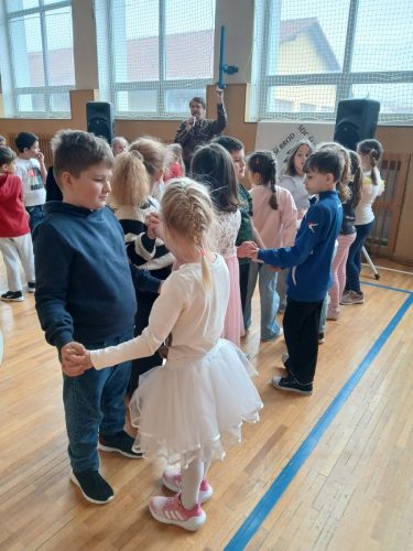 Country-tance-2.-trida-10