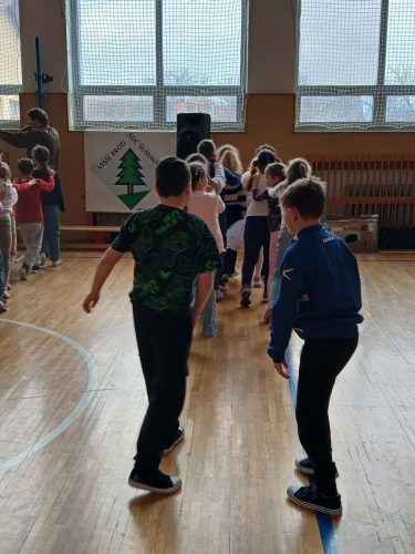 Country-tance-2.-trida-16