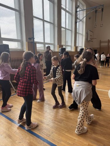 Country-tance-345.-trida-24