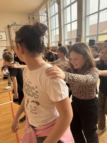 Country-tance-345.-trida-33