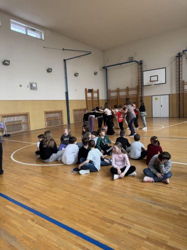 Country-tance-345.-trida-36