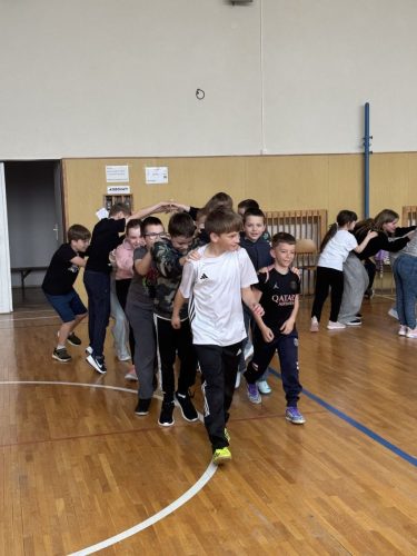 Country-tance-345.-trida-40