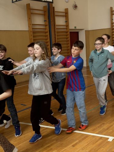 Country-tance-345.-trida-41