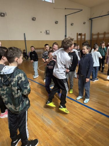 Country-tance-345.-trida-43