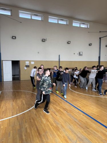 Country-tance-345.-trida-44