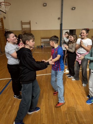 Country-tance-345.-trida-61