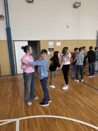 Country-tance-345.-trida-8