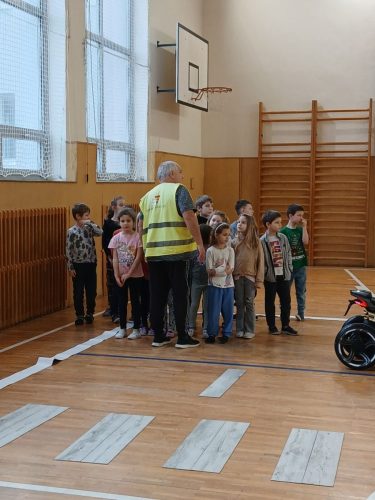 Mobilni-dopravni-hriste-1.-trida-3