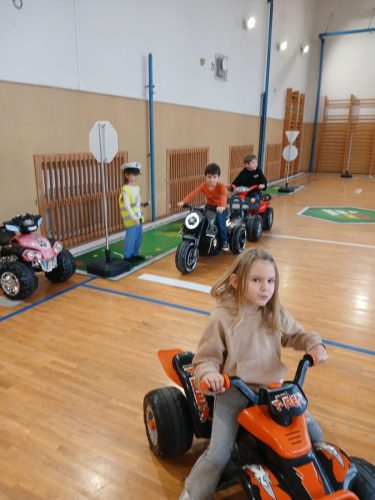 Mobilni-dopravni-hriste-1.-trida-34