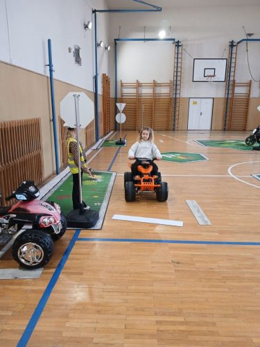 Mobilni-dopravni-hriste-1.-trida-40