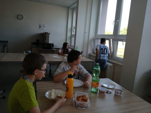 Noc-ve-skole-5.-tr-16