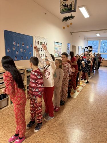 Pyzamovy-den-ve-4.-tr-1