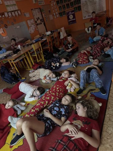 Pyzamovy-den-ve-4.-tr-10