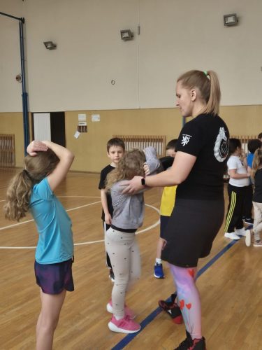 Sebeobrana-vyuk.-program-1.-trida-11