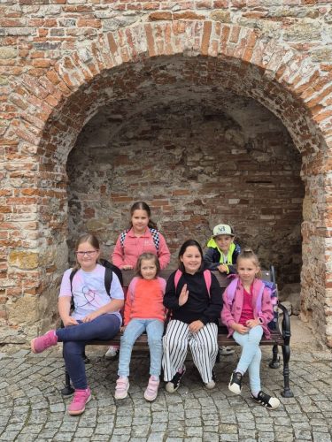 Skolni-vylet-hrad-Veveri-1.-trida-17