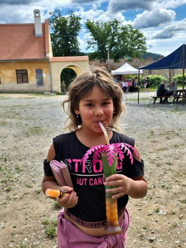 Skolni-vylet-hrad-Veveri-1.-trida-4