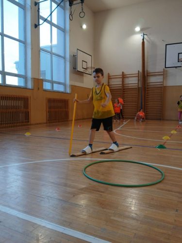 Sportovni-krouzek-MLADSI-13
