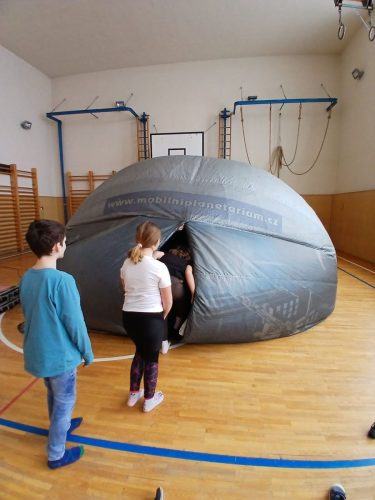 mobilni-planetarium-4-5